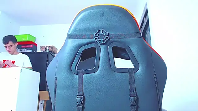 ADAM HOT online show from January 11, 2026, 8:27 pm