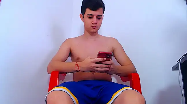 ADAM HOT online show from March 12, 2025, 2:34 pm