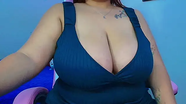 Rousrossell 4 online show from February 4, 2025, 10:13 pm