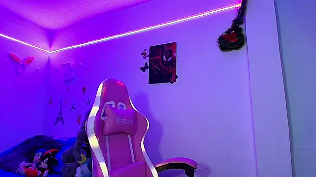 Rousrossell 4 online show from January 28, 2025, 2:53 am