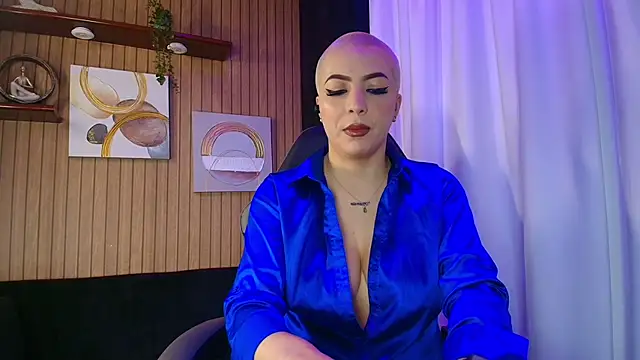 Camila Chainn online show from January 15, 2026, 6:39 am