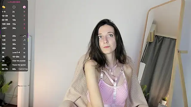 Ketty Belly online show from October 11, 2025, 10:33 pm