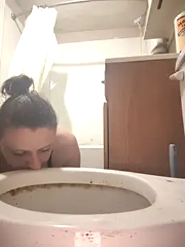 UniqueKorn86 online show from March 12, 2026, 3:34 am