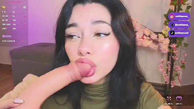 Soffimoon  online show from September 10, 2025, 4:33 am