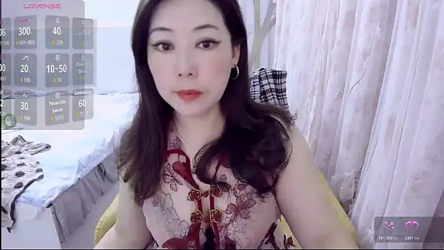 Snapshot of Crystal_Wings chatting on June 27, 2026, 12:55 pm Crystal Wings online show from June 27, 2026, 12:55 pm
