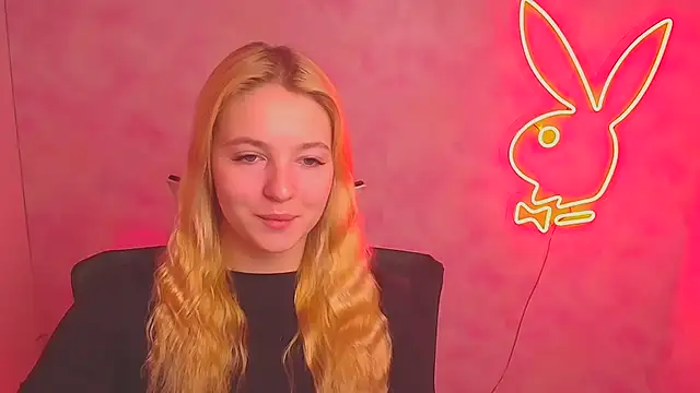 Snapshot of Milka_kiss_ chatting on March 2, 2025, 6:16 am Milka kiss online show from March 2, 2025, 6:16 am