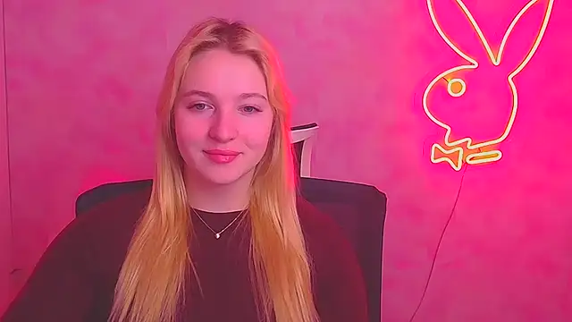 Snapshot of Milka_kiss_ chatting on February 28, 2025, 7:05 am Milka kiss online show from February 28, 2025, 7:05 am