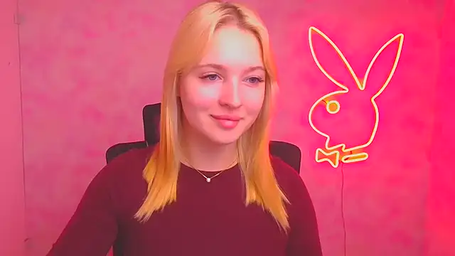 Snapshot of Milka_kiss_ chatting on October 16, 2025, 11:29 am Milka kiss online show from October 16, 2025, 11:29 am