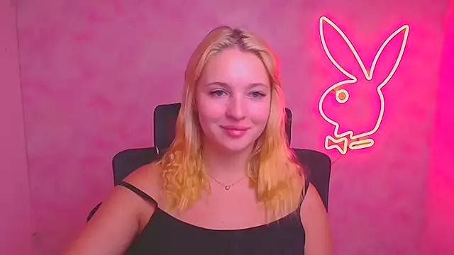 Snapshot of Milka_kiss_ chatting on September 13, 2025, 6:57 am Milka kiss online show from September 13, 2025, 6:57 am