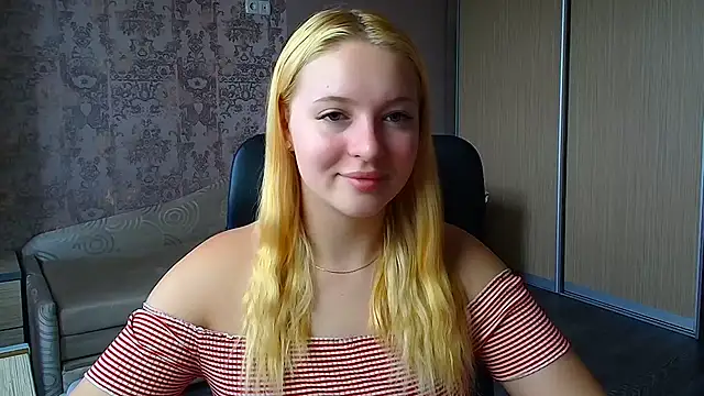 Snapshot of Milka_kiss_ chatting on June 6, 2026, 9:36 am Milka kiss online show from June 6, 2026, 9:36 am
