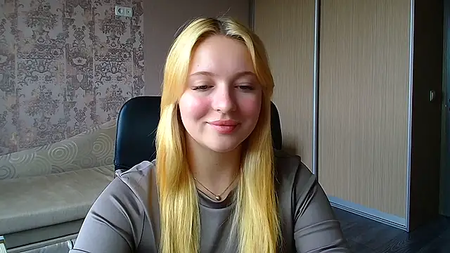 Snapshot of Milka_kiss_ chatting on July 8, 2026, 8:26 am Milka kiss online show from July 8, 2026, 8:26 am