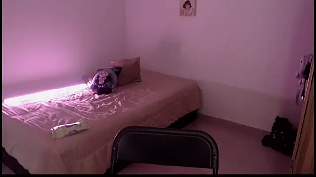 liz-beths online show from April 12, 2026, 10:02 pm