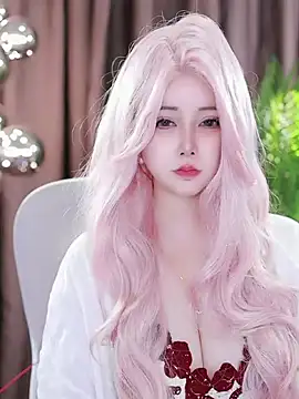 Qiaoqiao  online show from February 22, 2025, 2:19 pm