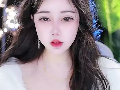 Qiaoqiao  online show from March 16, 2025, 9:37 pm