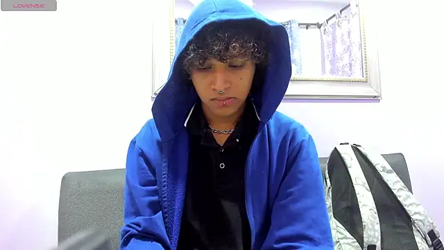 Snapshot of axel_ps chatting on February 28, 2025, 1:37 am axel ps online show from February 28, 2025, 1:37 am