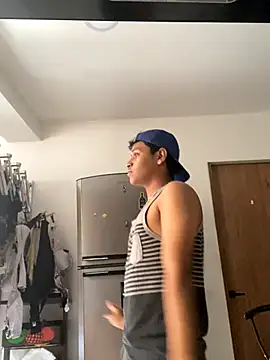 Snapshot of axel_ps chatting on October 13, 2025, 5:25 pm axel ps online show from October 13, 2025, 5:25 pm