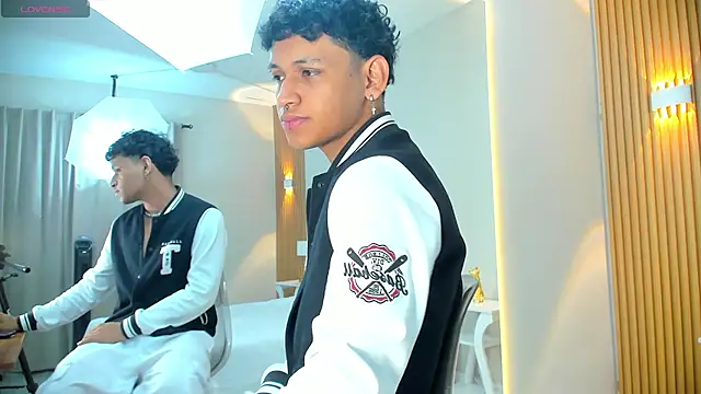 Snapshot of axel_ps chatting on September 14, 2025, 4:35 am axel ps online show from September 14, 2025, 4:35 am