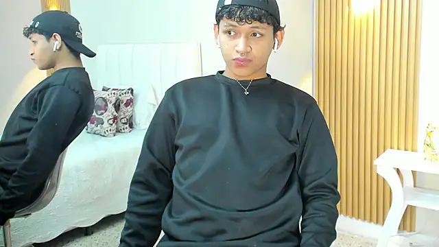 Snapshot of axel_ps chatting on October 15, 2025, 3:38 am axel ps online show from October 15, 2025, 3:38 am