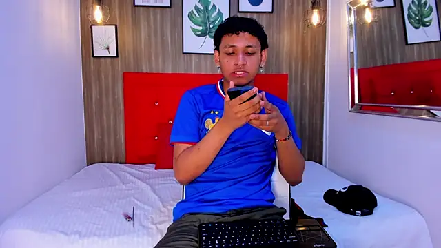 Snapshot of axel_ps chatting on September 23, 2025, 3:57 am axel ps online show from September 23, 2025, 3:57 am