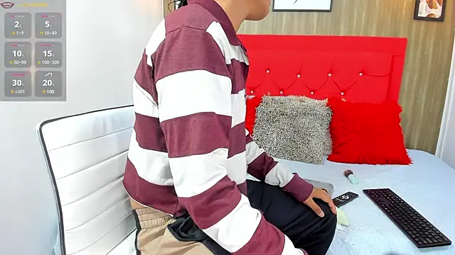 Snapshot of axel_ps chatting on March 12, 2025, 8:31 pm axel ps online show from March 12, 2025, 8:31 pm