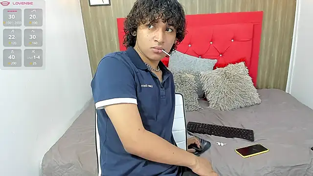 Snapshot of axel_ps chatting on March 7, 2025, 8:00 pm axel ps online show from March 7, 2025, 8:00 pm