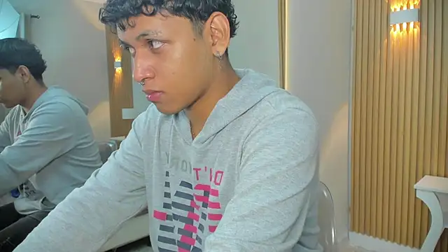 Snapshot of axel_ps chatting on September 28, 2025, 3:46 am axel ps online show from September 28, 2025, 3:46 am