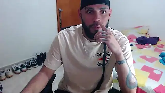 Snapshot of samir_music chatting on September 29, 2025, 11:10 pm samir music online show from September 29, 2025, 11:10 pm