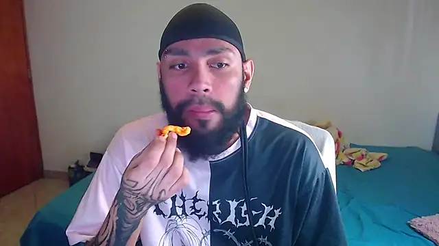 Snapshot of samir_music chatting on February 9, 2026, 10:19 pm samir music online show from February 9, 2026, 10:19 pm