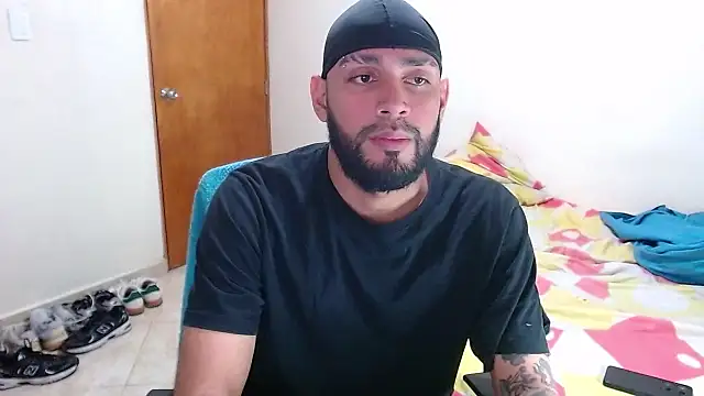 Snapshot of samir_music chatting on October 16, 2025, 3:15 am samir music online show from October 16, 2025, 3:15 am