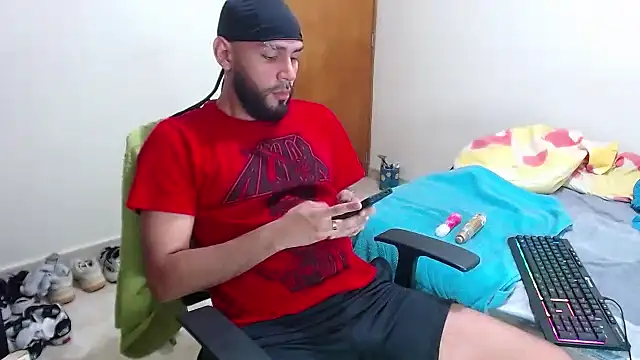 Snapshot of samir_music chatting on September 23, 2025, 1:34 am samir music online show from September 23, 2025, 1:34 am