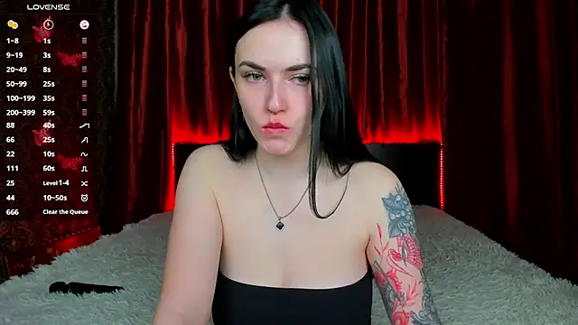 Snapshot of Witch_Lady chatting on May 15, 2026, 6:11 am Witch Lady online show from May 15, 2026, 6:11 am