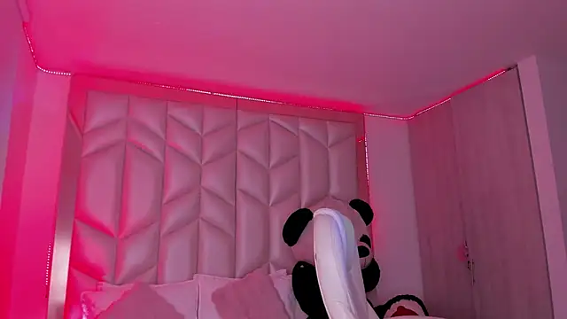 Snapshot of AlhanaRose chatting on January 30, 2025, 5:52 am AlhanaRose online show from January 30, 2025, 5:52 am