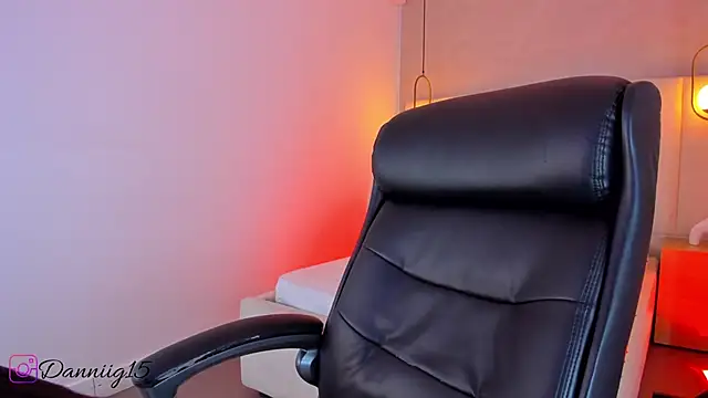 kosmic Angel online show from March 18, 2025, 11:44 am