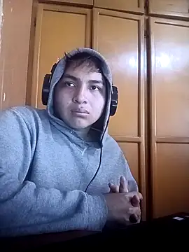 LoganFinds online show from November 5, 2025, 2:20 pm