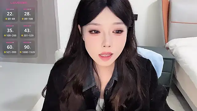 Q-ing online show from January 9, 2025, 2:01 am