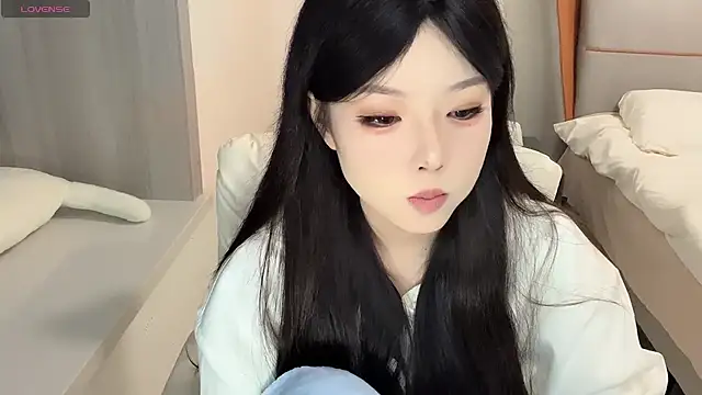 Q-ing online show from December 31, 2024, 3:31 pm