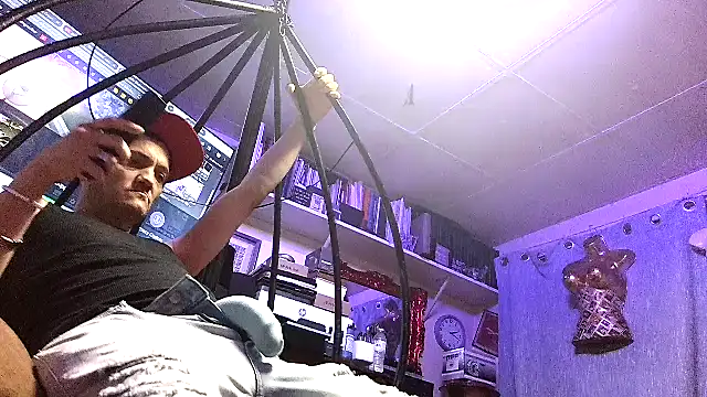 0SEANX online show from April 9, 2026, 10:32 am