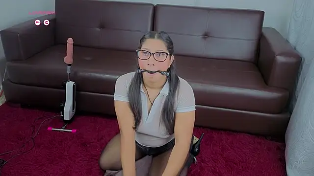 Mariana Lu online show from November 2, 2025, 3:00 am