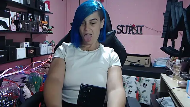 Snapshot of sukii93 chatting on May 21, 2026, 8:06 pm sukii93 online show from May 21, 2026, 8:06 pm