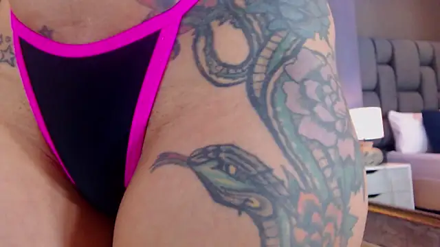 Snapshot of SophieWolkman chatting on March 20, 2025, 12:54 pm SophieWolkman online show from March 20, 2025, 12:54 pm