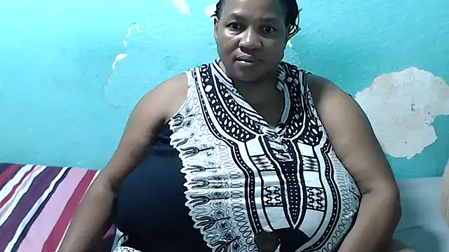 Bustyslave48 online show from February 14, 2025, 8:26 pm