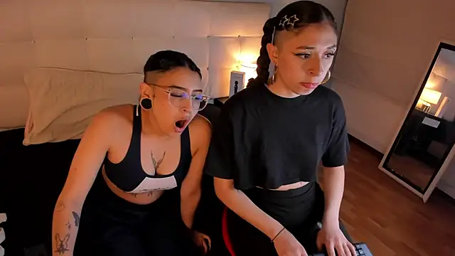 Cintya Kros online show from January 22, 2025, 4:55 am