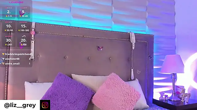 Snapshot of Liz_grey_ chatting on March 13, 2025, 12:59 am Liz grey online show from March 13, 2025, 12:59 am