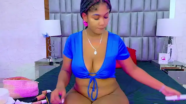 AlisonJaimes online show from October 2, 2025, 1:14 pm