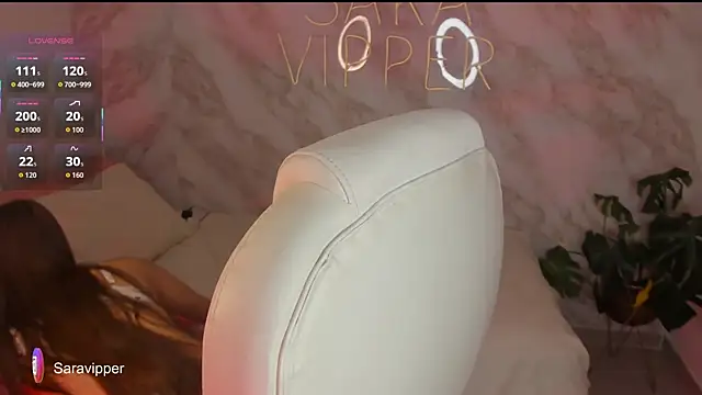 Saravipper1 online show from November 10, 2025, 2:49 am