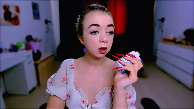 littleSiyfairy online show from September 20, 2025, 10:09 am