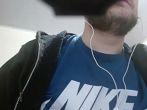 camiloking1720 online show from September 21, 2025, 12:05 am