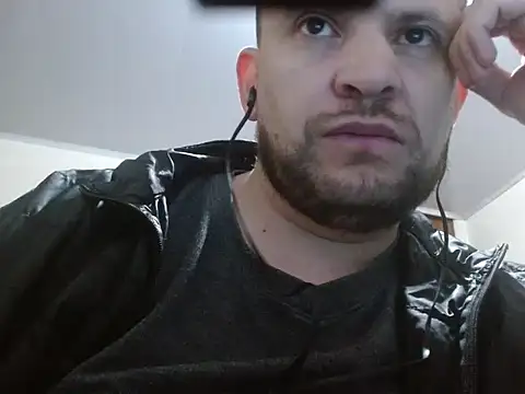 camiloking1720 online show from January 7, 2026, 2:11 pm