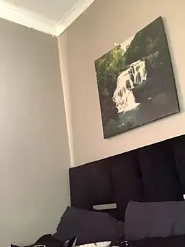 cardibabe online show from October 23, 2025, 2:27 pm