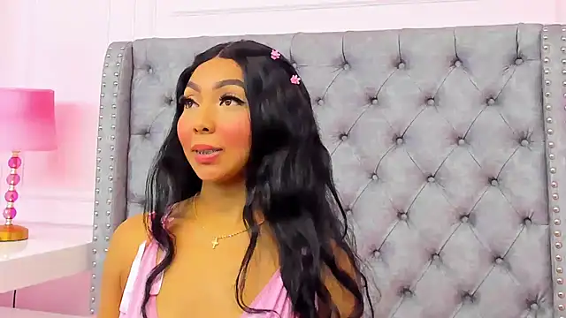 Snapshot of HaileeRoberts chatting on November 6, 2025, 12:31 pm HaileeRoberts online show from November 6, 2025, 12:31 pm